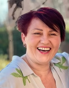 Dr Natalia Martínez-León